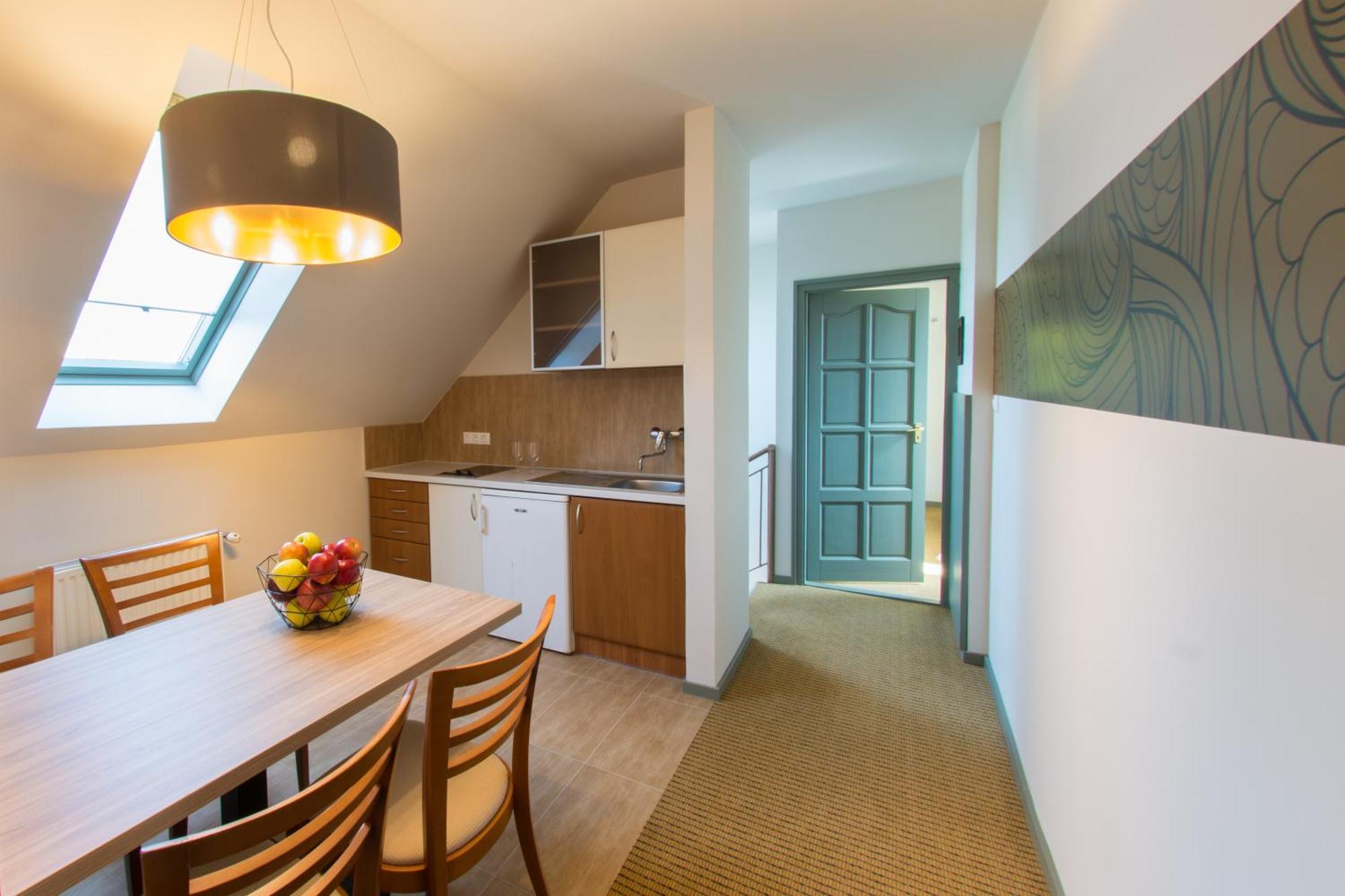 Villa Oliva Boutique Rooms Zamárdi Eksteriør billede